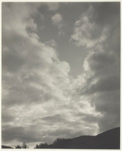 Muziek - Een reeks van tien wolkenfoto