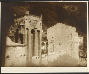 [Chiliándari klooster, berg Athos]. door Alphonse Maria Mucha