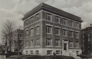 Harvard Universiteit: Wolcott Gibbs Memorial Laboratorium, T Jefferson Coolidge Chemisch Laboratorium (zwart-wit foto) door American Photographer (after)