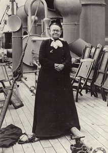 Carrie Nation (1846-1911), Amerikaanse radicale campagnevoerster voor drankbestrijding, c1905 (z/w foto) door American Photographer