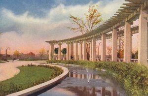 Chicago: Pergola in Douglas Park (kleurenfoto) door American Photographer