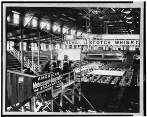 Interieur van het Coney Island clubhuis, ca.1899 door American Photographer