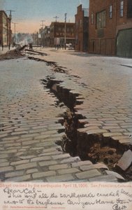 Straat gebarsten door de aardbeving door American Photographer