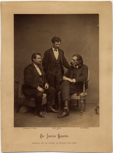 De Amerikaanse humoristen, groepsportret door George M Baker, Boston door American Photographer