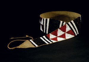 Een Vrouwenceremoniële Riem, Maidu stam, Californië