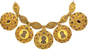 Ketting met hangers, Vroege 12e eeuw door Ancient Russian Art
