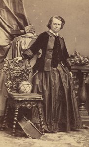 [Rosa Bonheur]. door Andre Adolphe Eugene Disderi