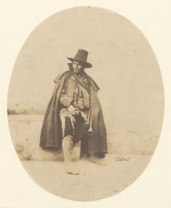 [Een inwoner van Calabrië, Italië]. door Andre Adolphe Eugene Disderi