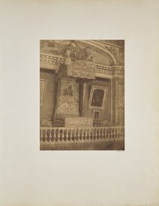De slaapkamer van Louis XIV door Andre Adolphe Eugene Disderi