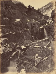 Plaat 46. Kanunnik van City Creek, bij de watervallen van City Creek, 1869 (foto) door Andrew Joseph Russell