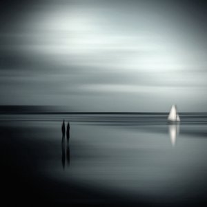 Dromerige silhouetten van de oceaan door Anja Buehrer