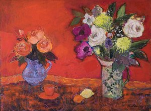 Twee kannen bloemen op rood, 2019