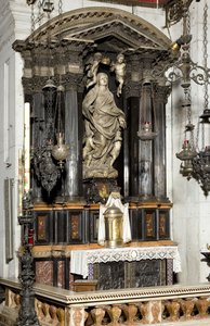De Tenhemelopneming van de Maagd Maria door Annibale Fontana