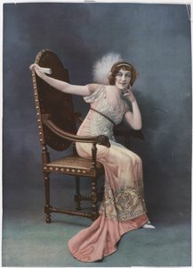 Les Modes, 1911: Avondjurk door Anonymous
