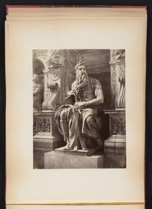 Sculptuur van Mozes door Michelangelo, monument voor Julius II, S. Pietro in Vincoli te Rome, Italië door Anonymous