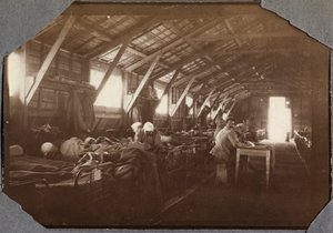 Eerste Wereldoorlog 1914-1918: barakken van gewonde Franse soldaten in Couville in het Kanaal, Laag-Normandië, Frankrijk. Anonieme foto mei 1917. door Anonymous Anonymous