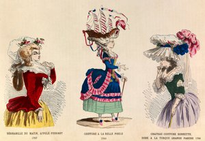 Van links naar rechts: Deshabille du matin genaamd Pierrot in 1787; Kapsel a la Belle Choule in 1780; Hoed en jurk een Turkse grote versiering in 1786 - privécollectie
