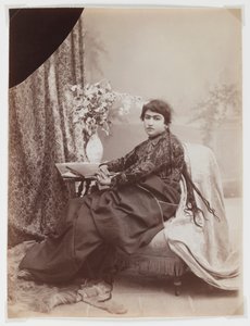 Vrouw met vlechten