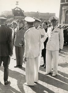 Album "MVSN- Zwarthemden": Carlo Delcroix einde van de oorlog en de gouden medaille in wit uniform van "Ere-korporaal" van MVSN door Antonio Savio