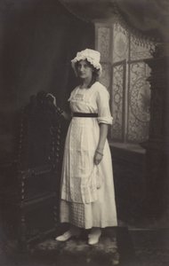 Meisje met kanten muts door Arthur C. Burgess