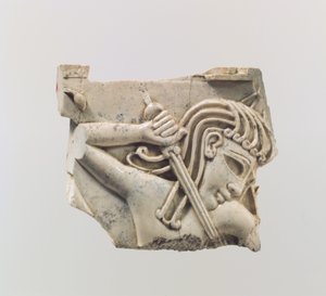 Cloisonné meubelplaat met een figuur die een zwaard vasthoudt, c.9e-8e eeuw v.Chr. door Assyrian
