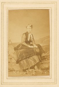 [Pauline de Metternich nee Pauline Sandor]. door Augustin Aimé Joseph le jeune