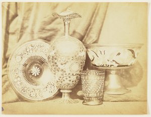 [Schalen met emaille patronen]