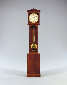 Een maandlopende bodenstanduhr met tijdsvergelijking en volledige kalender, 1806