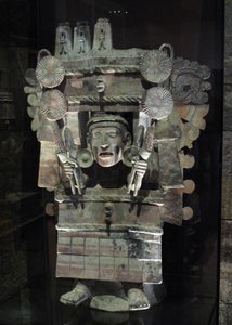 Wierookbrander in de vorm van de landbouwgodin Chicomecoatl, Tlahuac, Laat Postklassieke periode, c.1500 door Aztec