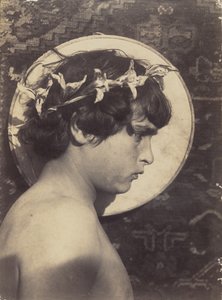 [Siciliaanse Jongen met Lelie Kroon en Halo]. door Baron Wilhelm von Gloeden