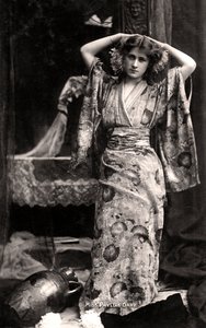 Phyllis Dare 1890-1975, Engelse actrice, 1906 door Bassano Studio