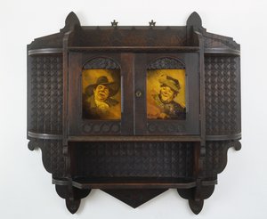 Hangende wandkast met keramische platen, c. 1890s door Benn Pitman