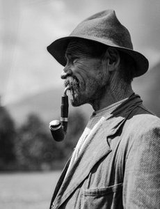 Italiaanse plattelandsman of boer met een pijp