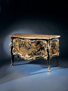 Een Louis XV commode, 1710-65 door Bernard van Risenburgh II