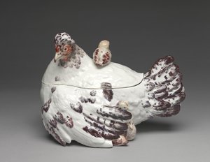 Hen en kuikens terrine, Chelsea Porselein Fabriek, ca. 1755