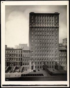 Hotel La Salle, 30 East 60th Street, New York, 1920 (zilvergelatinedruk)