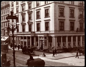Het St. James Hotel, noordoostelijke hoek van Broadway en 26e of 27e straat, New York, 1896