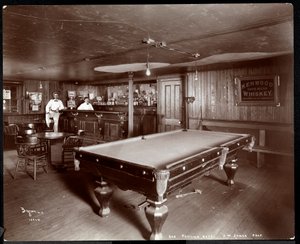 De bar in Janer