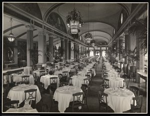 Het dakterrasrestaurant van het Hotel Pennsylvania, 1919
