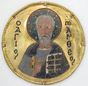 Medaille met Sint Matteüs van een Icoonlijst, ca. 1100 (goud, zilver en email cloisonné)