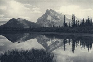 De Canadese Rockies: Mount Rundle, Banff en Vermillion Lakes (z/w foto) door Canadian Photographer