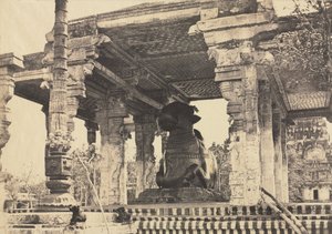 Grote Pagode, Grote Stier, vooraanzicht, Tanjore, India Rajarajesvara Tempel, 1857 door Captain Linnaeus Tripe