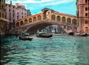 Italië, Venetië, Rialtobrug en Canal Grande door Carl Simon