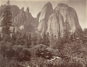 Kathedraalrotsen en torenspitsen, ca. 1872, gedrukt ca. 1876