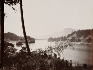 Uitzicht op de Columbia, Cascades