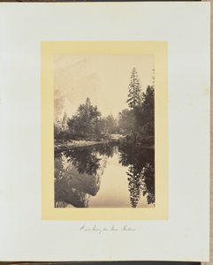 Spiegelbeeld van de drie broers door Carleton Watkins