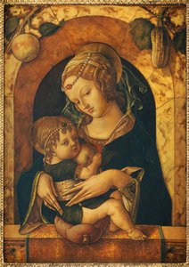 De Madonna en Kind bij een marmeren balustrade
