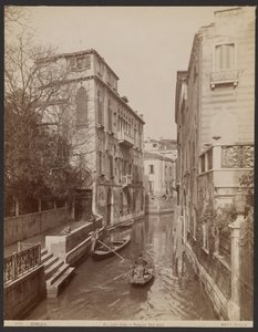 Rio delle Erbe en Van-Axel Paleis door Carlo Naya
