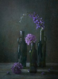 Sfeervolle bloemenflesjes door Catherine Wang