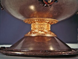 De Ardagh kelk, Reerasta, County Limerick (zilver met zilververgulding, email, messing & brons) (detail)